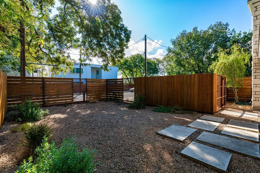 72 San Saba St, Austin, TX 78702 - #3