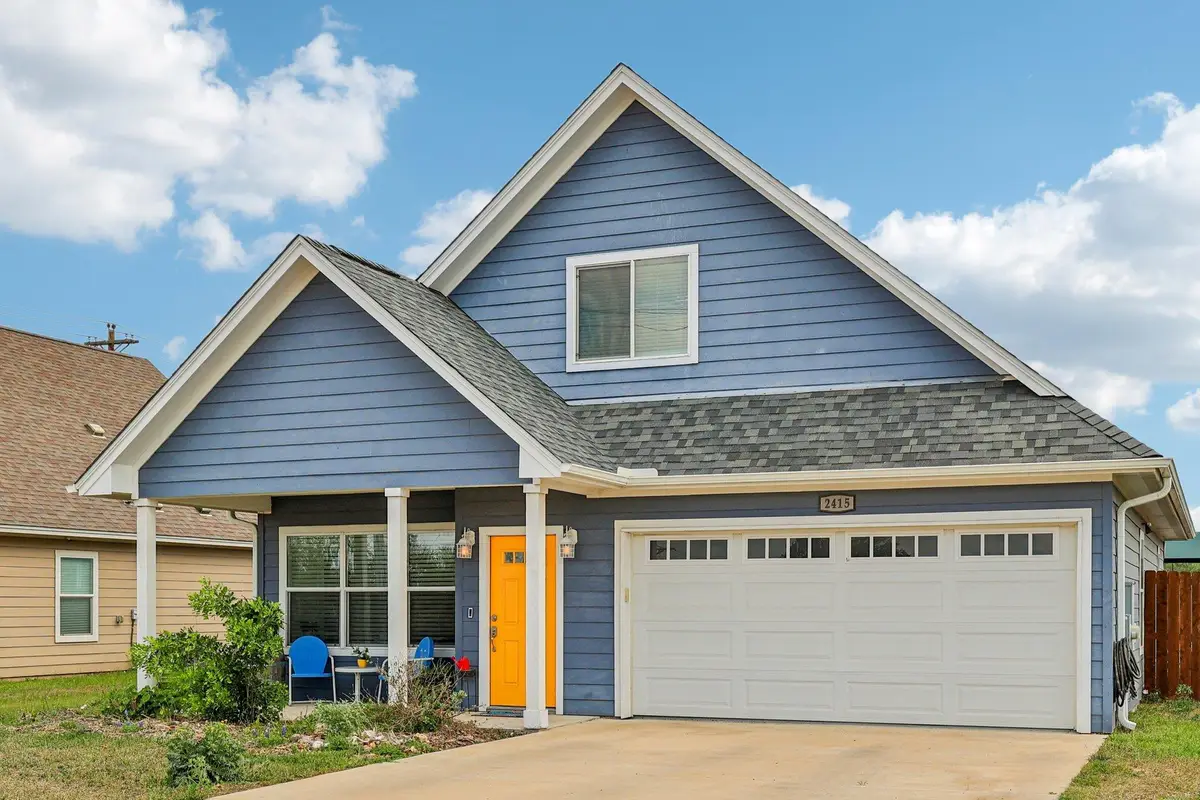 2415 Wilson St, Bastrop, TX 78602 - #1