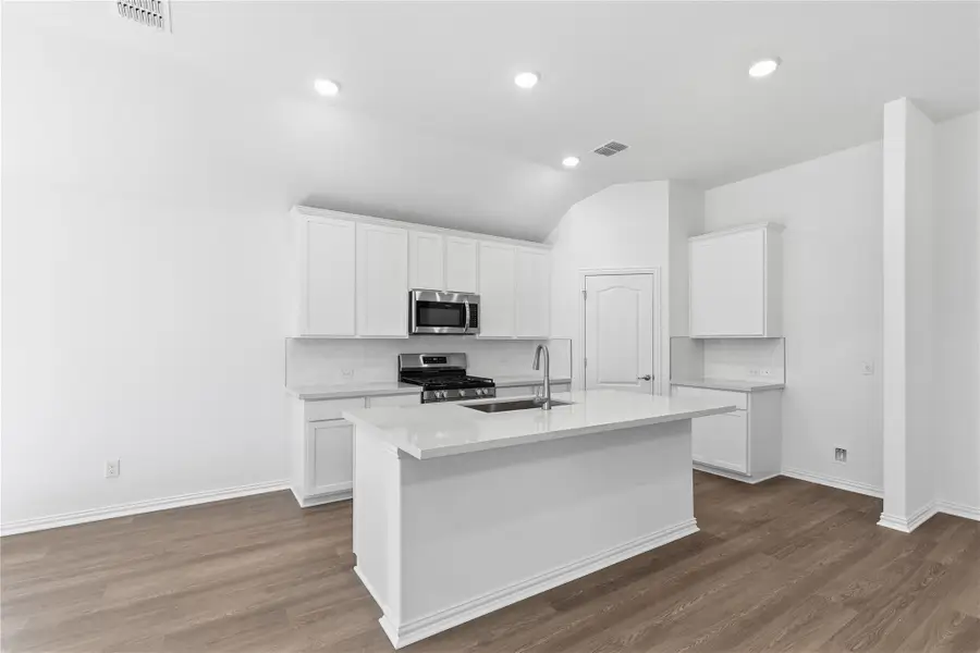 13609 Barn Chime St, Elgin, TX 78621 - Image #3