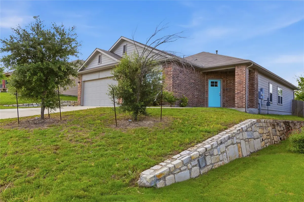 7121 Ranchito Dr, Austin, TX 78744 - #1
