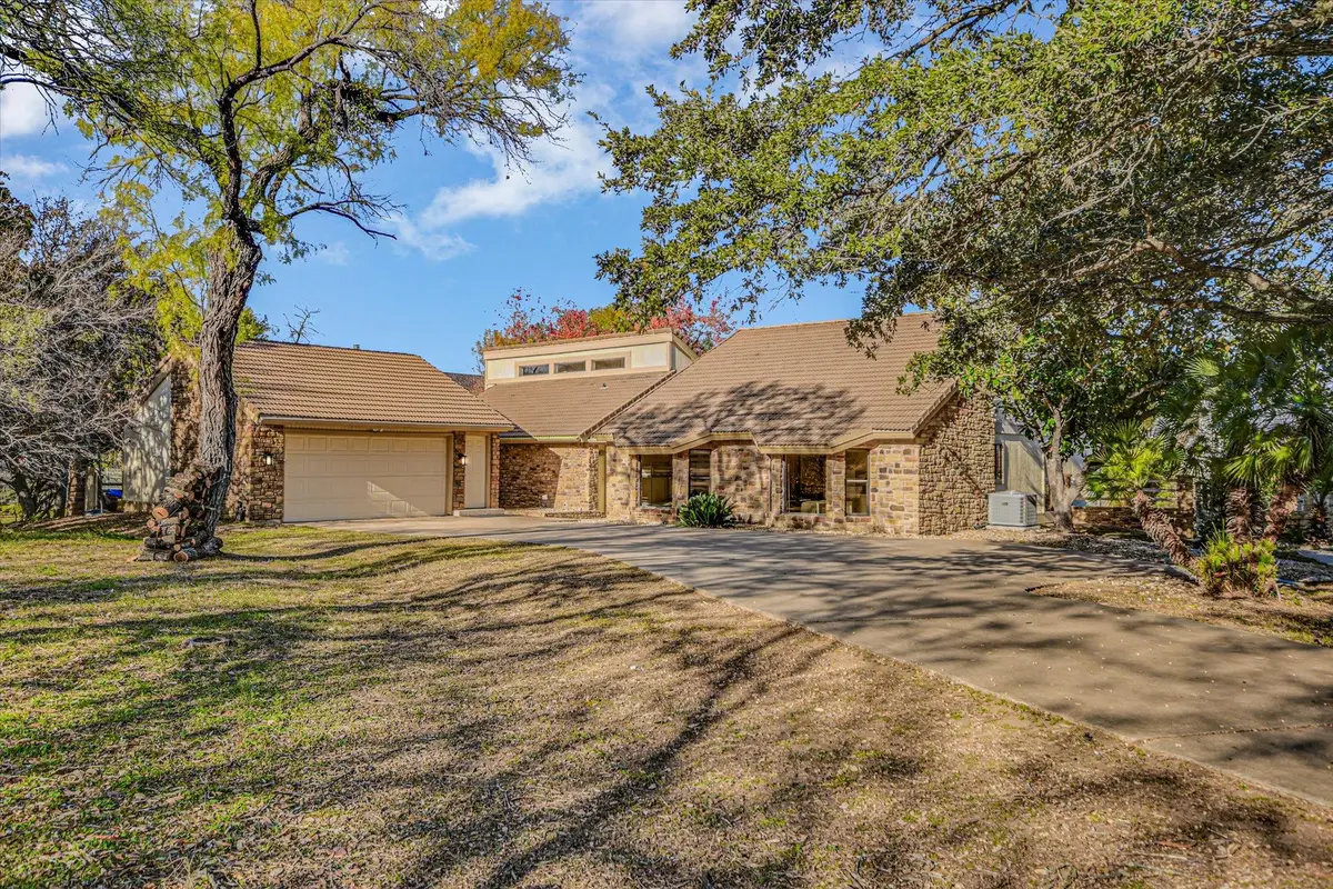 108 Nimrod, Horseshoe Bay, TX 78657 - Image #1