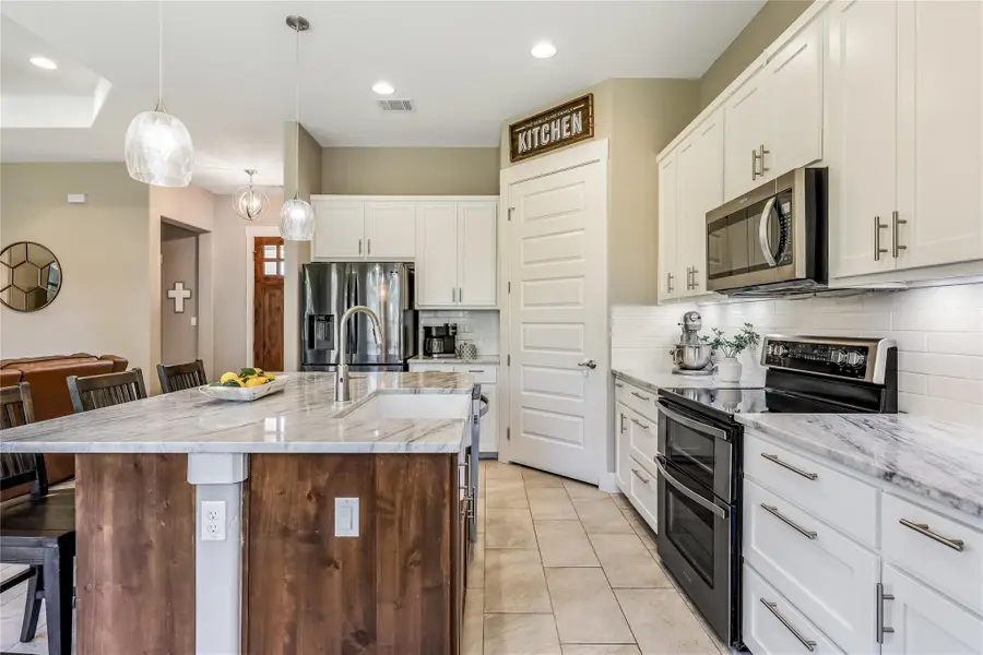 20608 Adobe Trl, Lago Vista, TX 78645 - #2