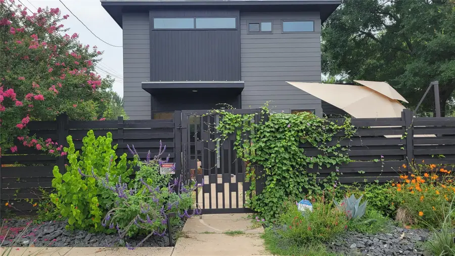 3311 Pennsylvania Ave #A, Austin, TX 78721 - #3