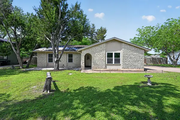 1911 Tipperary Dr, Leander, TX 78641
