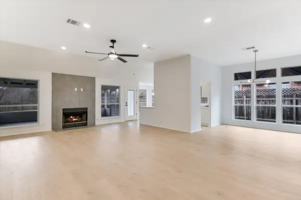 7731 Kiva Dr, Austin, TX 78749