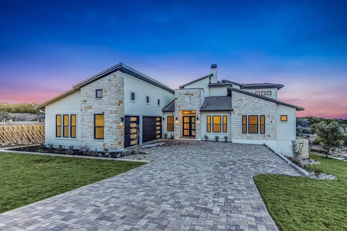 104 Nattie Woods Dr, Horseshoe Bay, TX 78657 - #1