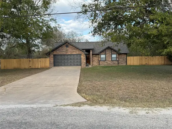 134 Laumaia Ln, Bastrop, TX 78602