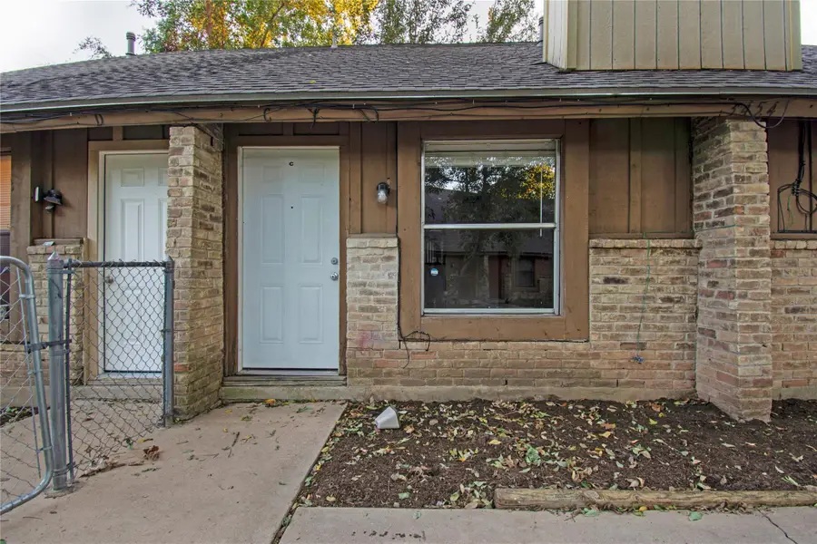 3454 Willowrun Dr #4, Austin, TX 78704 - #3