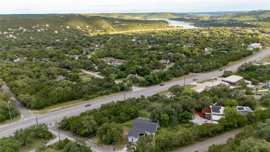 11216 11216 W Lake Terrace Dr, Jonestown, TX 78645 - #2