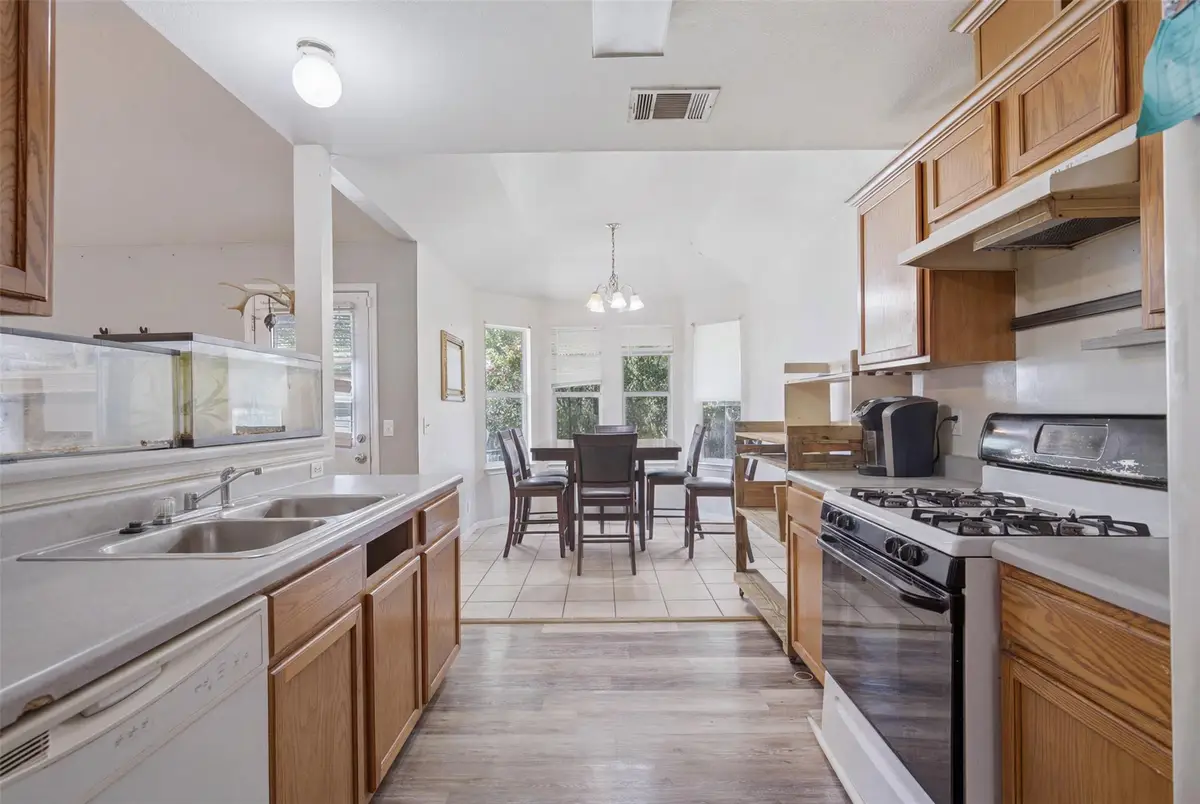 218 Juniper St, Georgetown, TX 78626 - #1