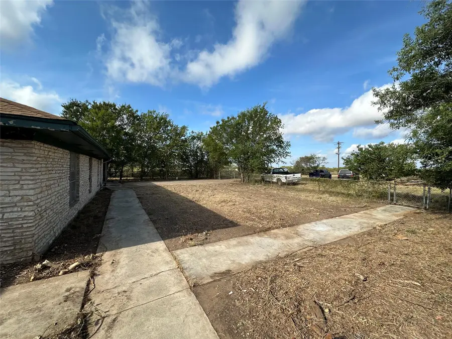 4968 Fm 672, Dale, TX 78616 - Image #3