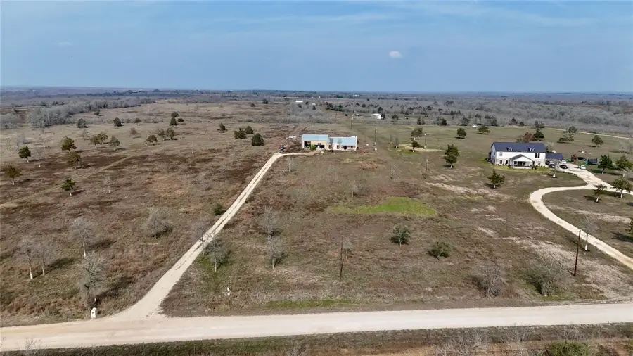 326 County Road 451, Waelder, TX 78959 - Image #3