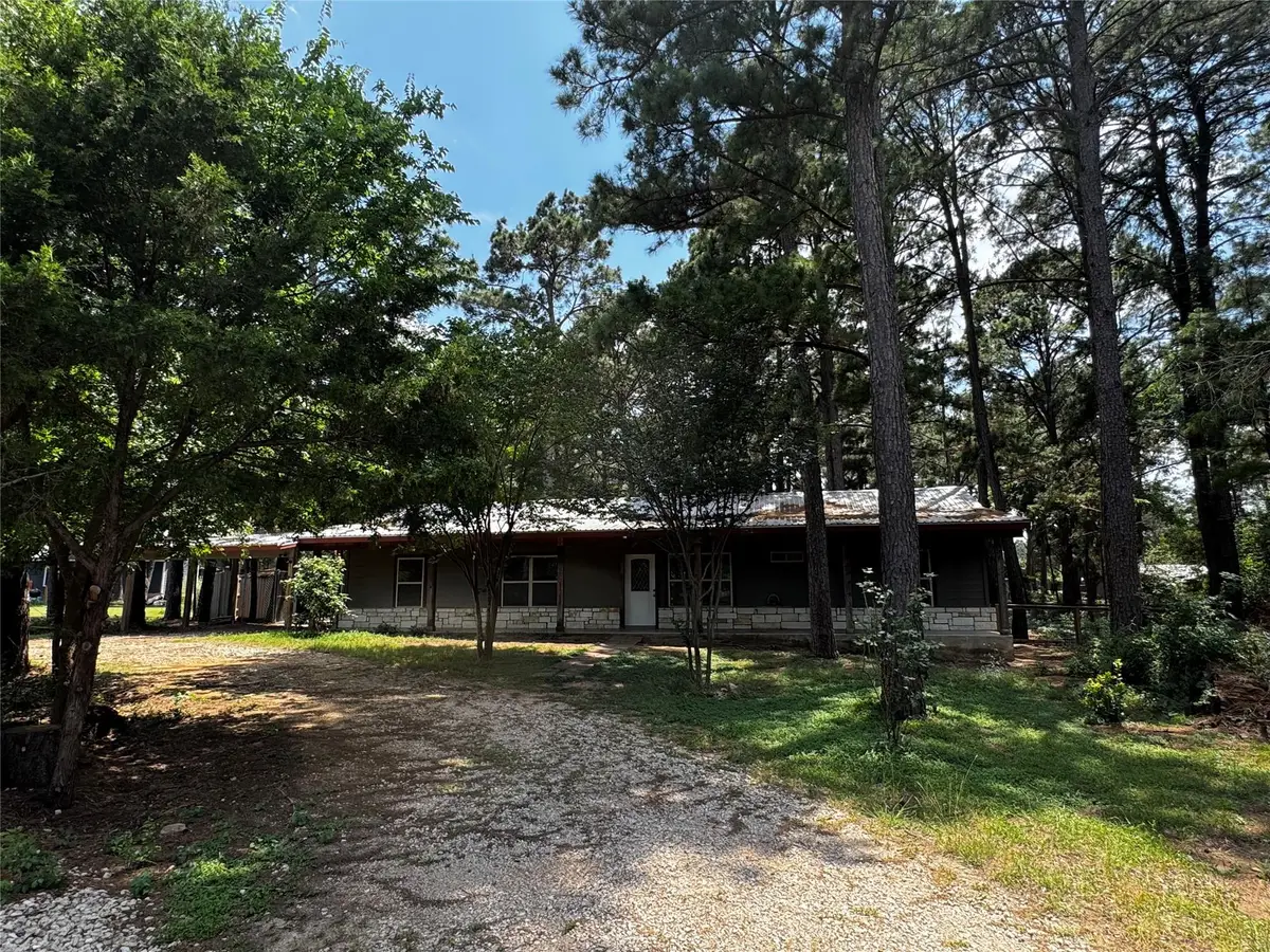 106 Shetland Ln, Bastrop, TX 78602 - #1