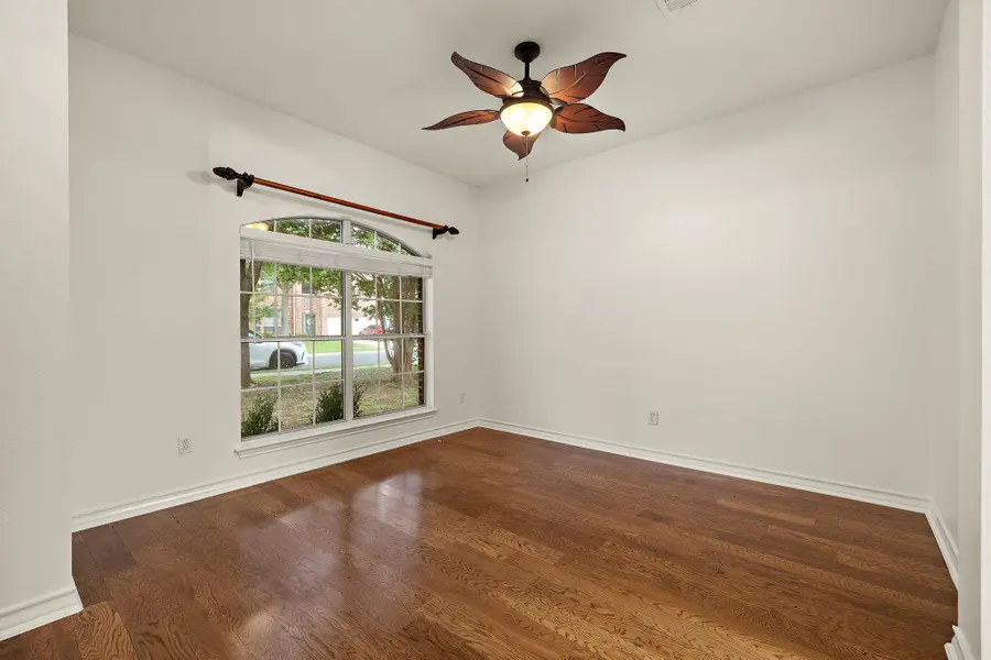 6042 Almelo Dr, Round Rock, TX 78681 - #2