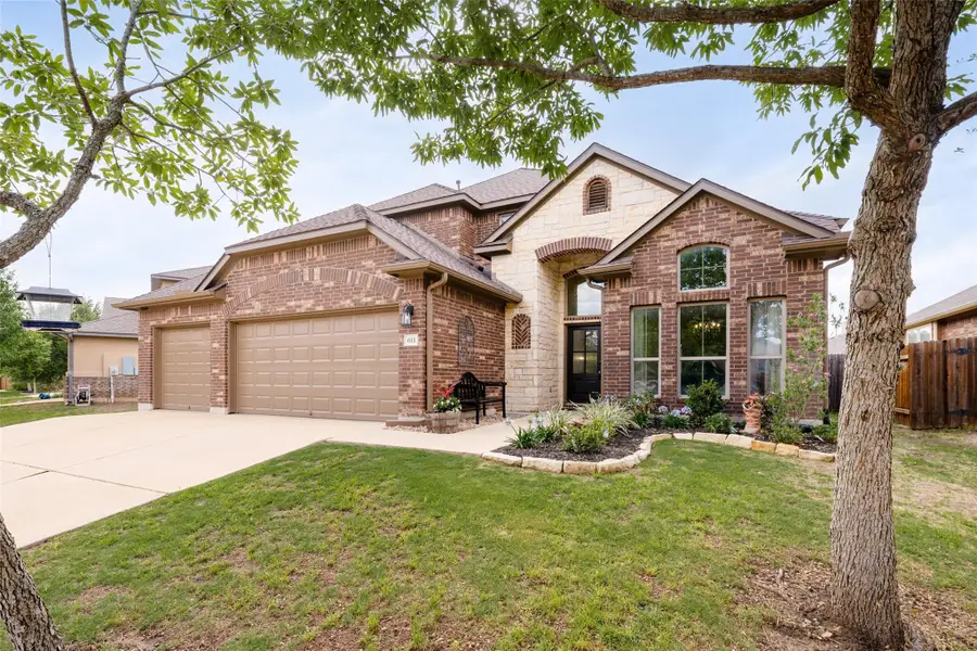 611 Irvin Dr, San Marcos, TX 78666 - #2