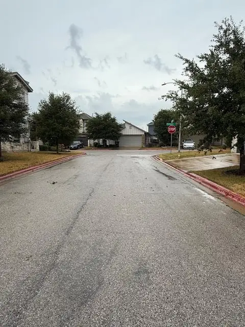 9704 Tall Tree Ln #131, Austin, TX 78748 - Image #2