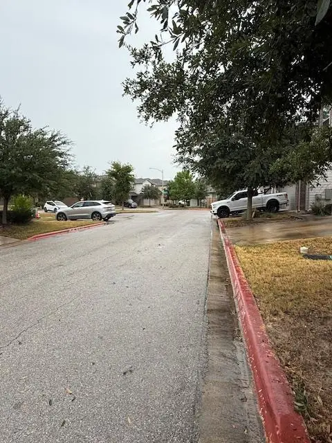9704 Tall Tree Ln #131, Austin, TX 78748 - Image #3