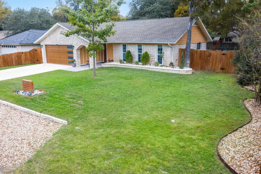 2409 S Celia Dr, Cedar Park, TX 78613 - #2