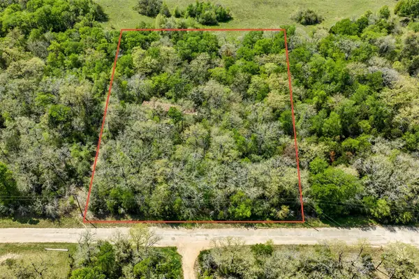 1156 Deerwood Dr, Elgin, TX 78621