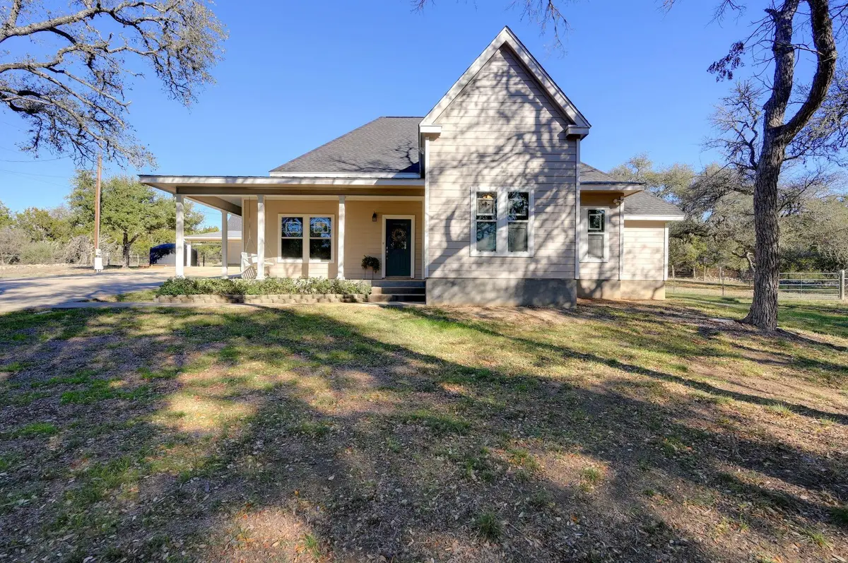 881 Saddleridge Dr, Wimberley, TX 78676 - #1