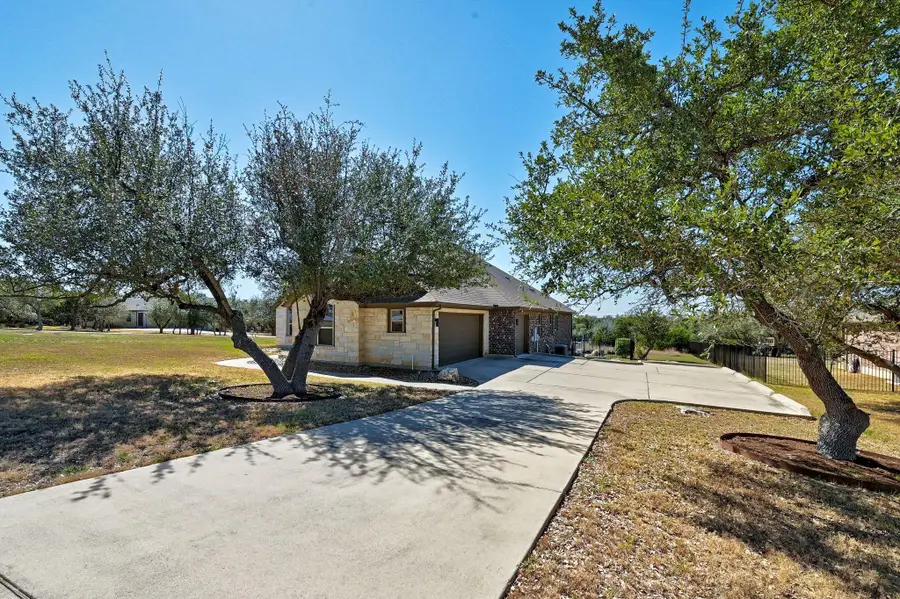 960 Blue Ridge Dr, Dripping Springs, TX 78620 - #3