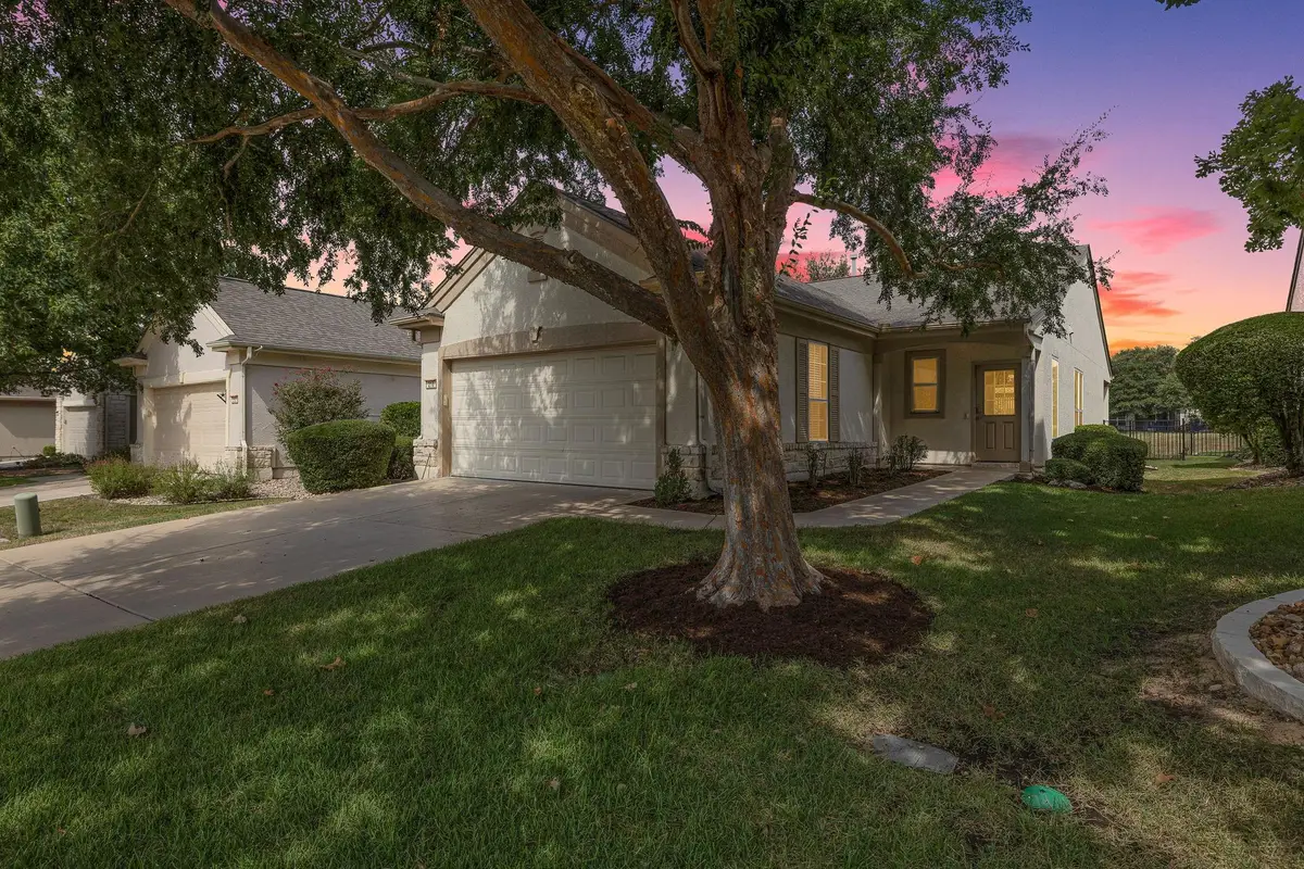 210 Crockett Loop, Georgetown, TX 78633 - #1