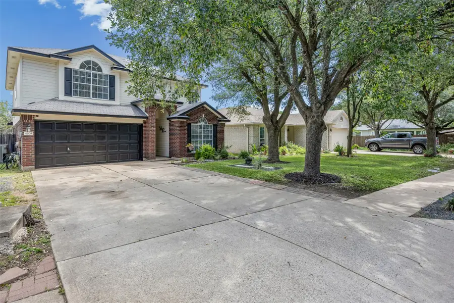 4604 Hoffman Dr, Austin, TX 78749 - #3