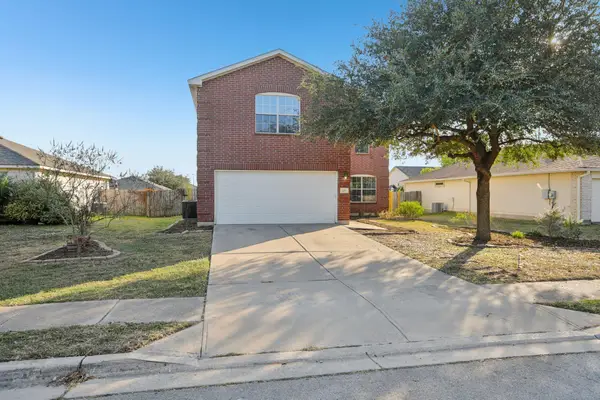125 Phillips St, Hutto, TX 78621