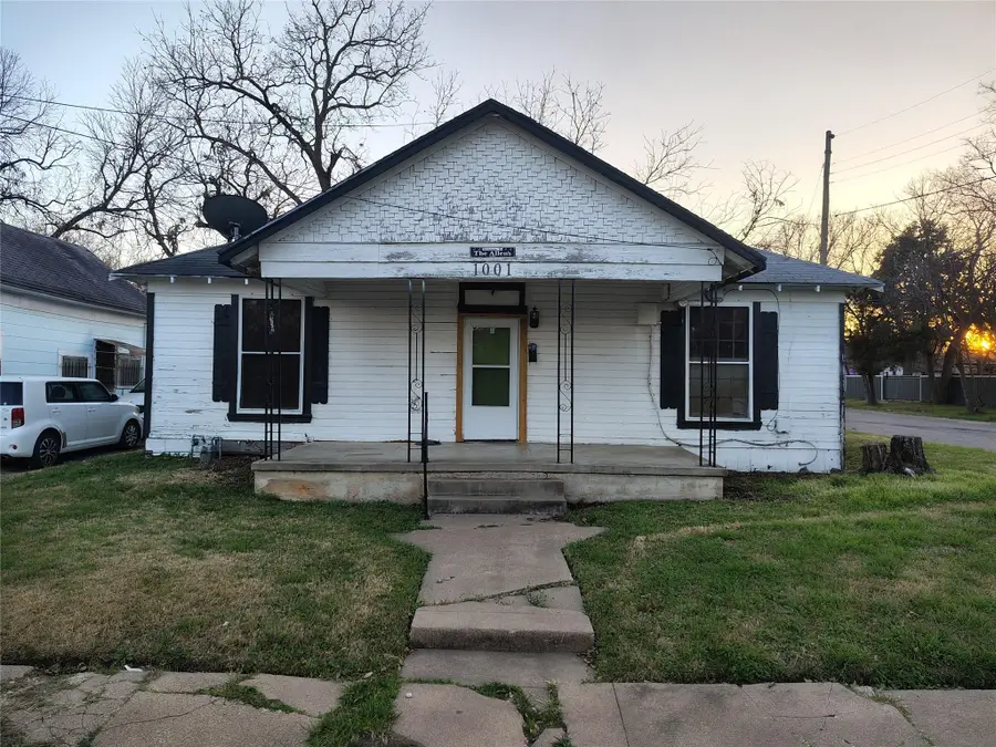 1001 S 16th St, Waco, TX 76706 - #2