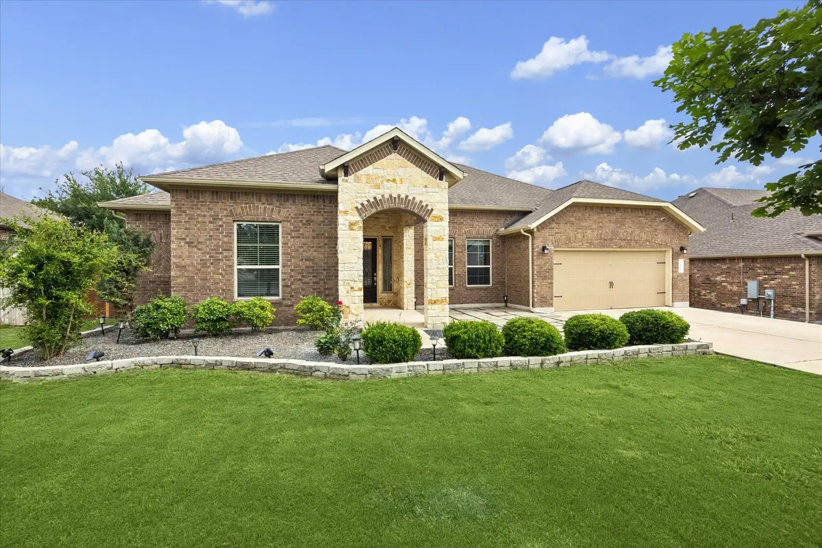 365 Arapaho Dr, Kyle, TX 78640 - #1