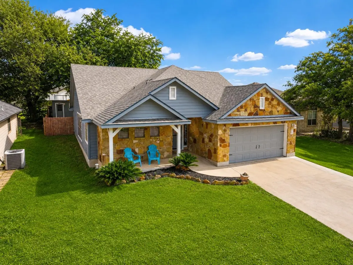 208 Cailin Ct, Burnet, TX 78611 - #1