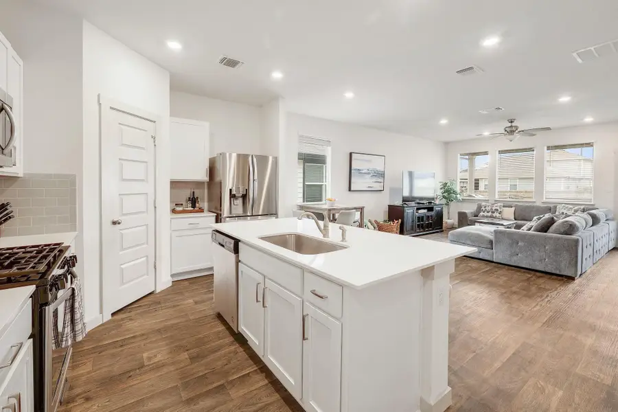 224 Lavaca River Ln, Hutto, TX 78634 - #2