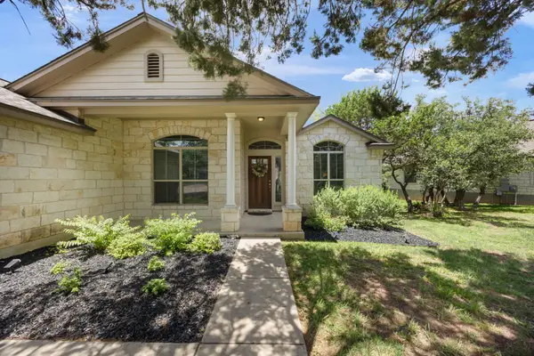 17711 Linkhill Dr, Dripping Springs, TX 78620