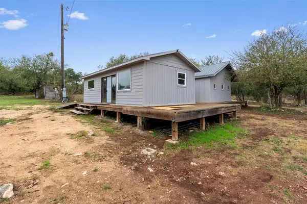 1100 High Rd, San Marcos, TX 78666