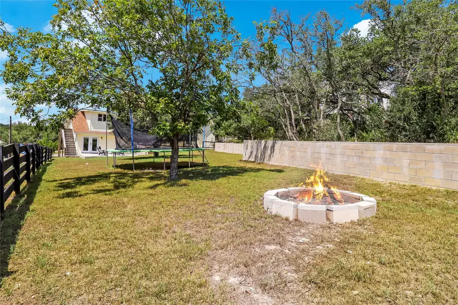10013 Little Creek Circle Cir, Dripping Springs, TX 78620 - Image #2