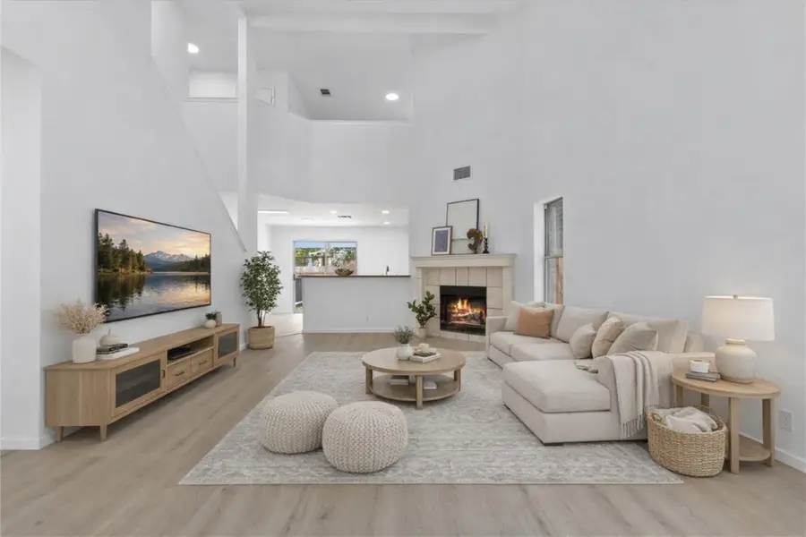 1801 Brentwood Dr, Leander, TX 78641 - #2