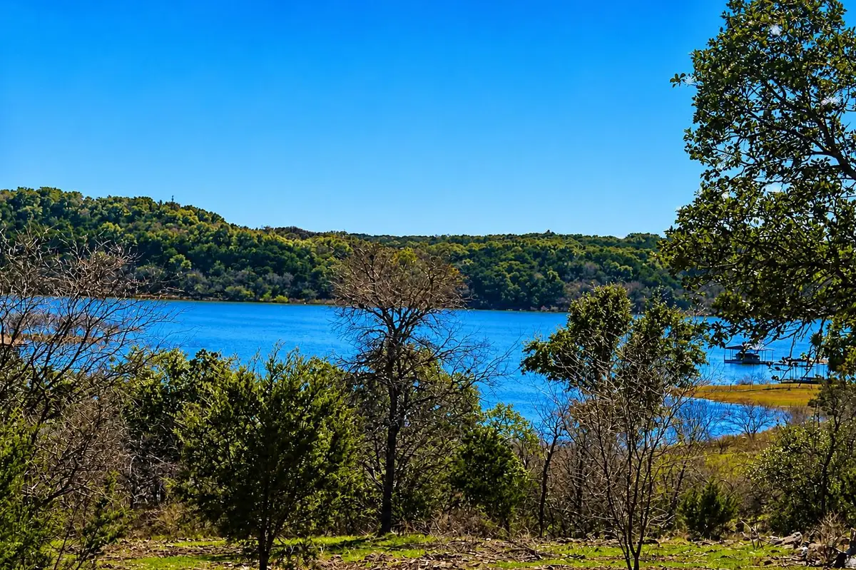 551 Lake View Dr, Spicewood, TX 78669 - #1
