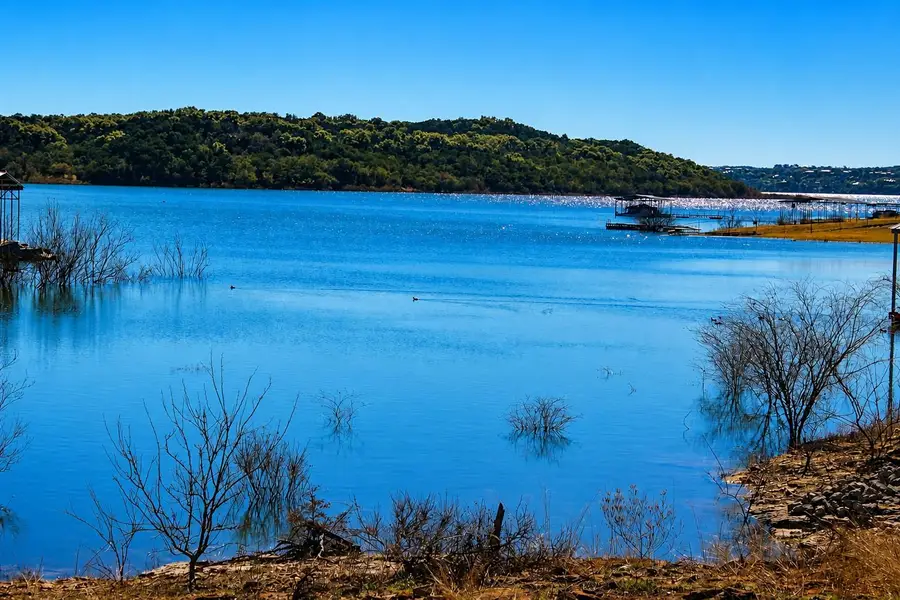 551 Lake View Dr, Spicewood, TX 78669 - #2