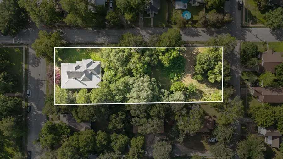 124 N Hamilton St, Gonzales, TX 78629 - #2