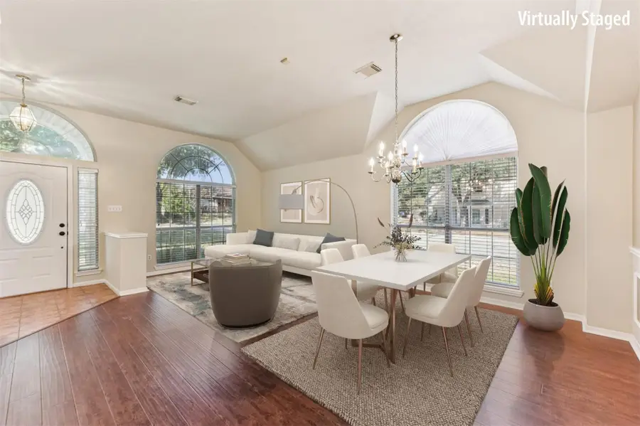 412 Settlers Valley Dr, Pflugerville, TX 78660 - Image #2