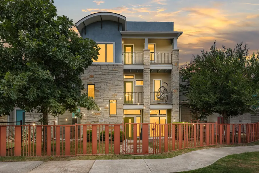 1820 Carlson Dr #43C, Austin, TX 78741 - #2