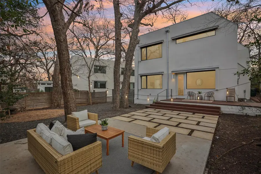 1114 Mariposa Dr #B, Austin, TX 78704 - Image #2