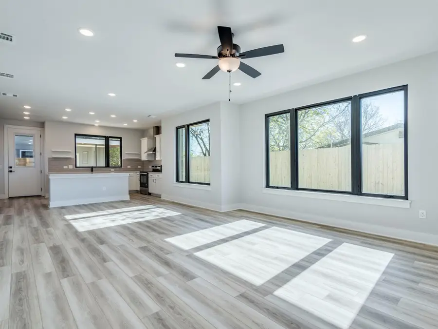 206 E Wonsley Dr #A, Austin, TX 78753 - #3