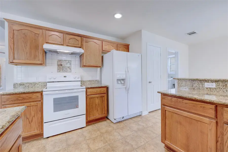 324 Avalanche Ave, Georgetown, TX 78626 - #2