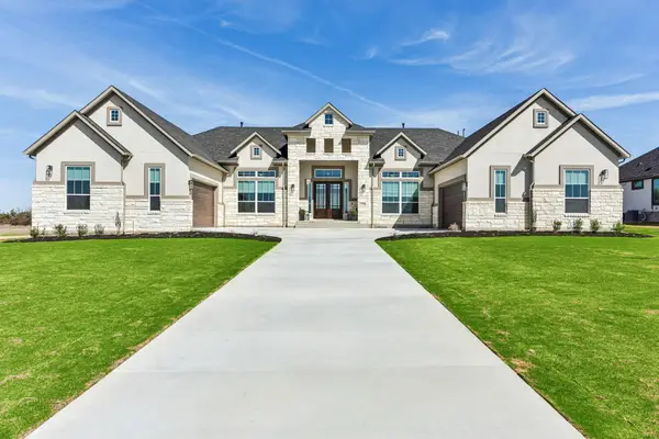 1304 Paxton Ln, Florence, TX 76527