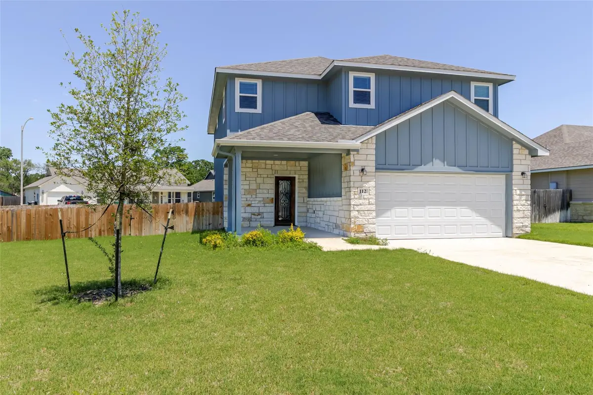112 Callie St, Smithville, TX 78957 - #1