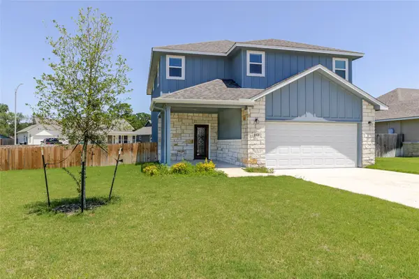 112 Callie St, Smithville, TX 78957