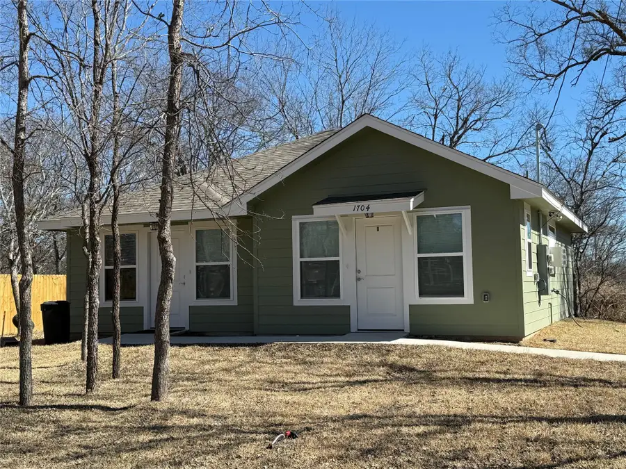 1704 E 3rd St E #1,2, Lampasas, TX 76550 - #2