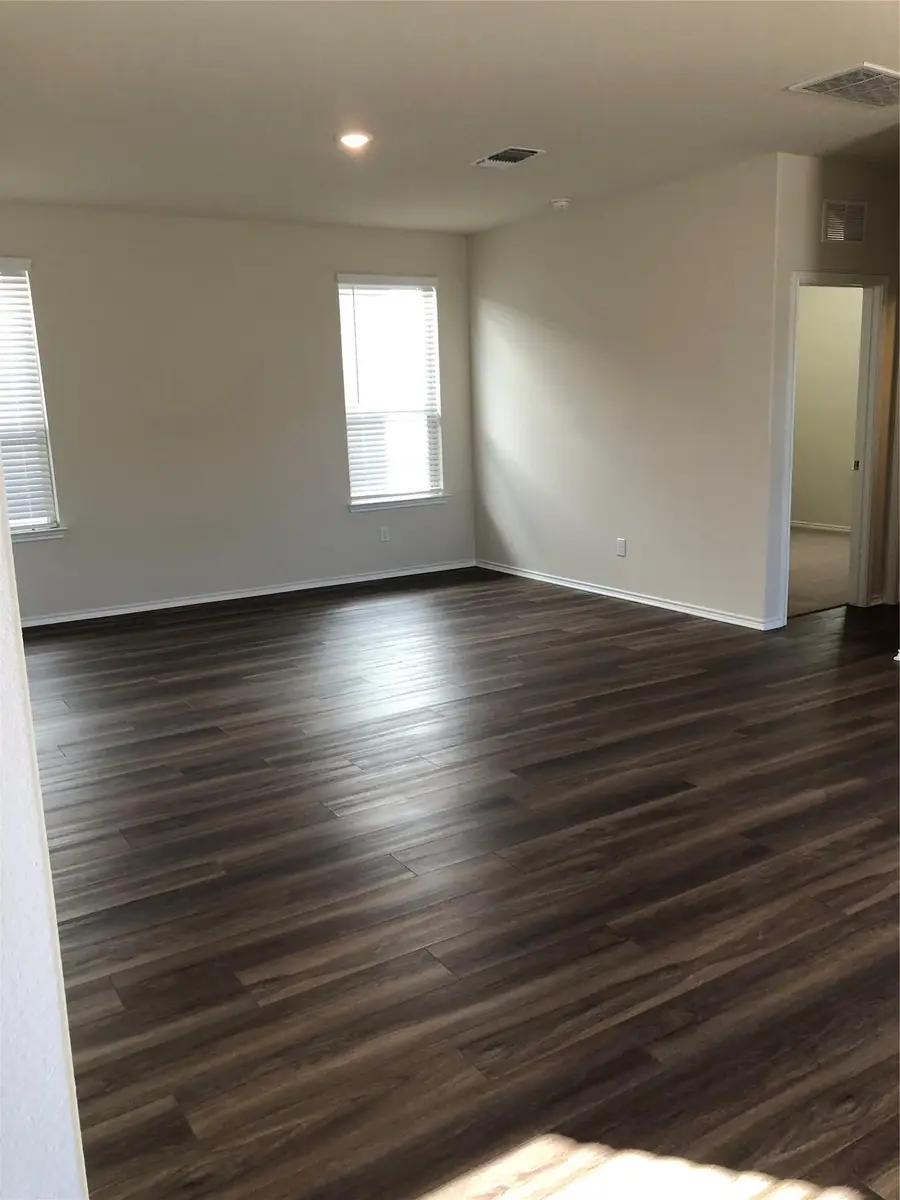 130 Lt Rusty Dr, Sonterra, TX 76588 - #3