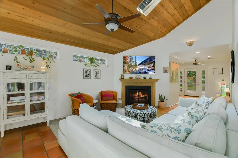 8917 Glenn Ln, Austin, TX 78753 - #2